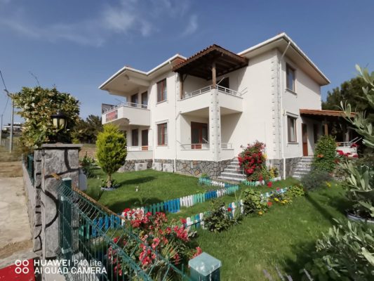 Kardelen Camlik-ana