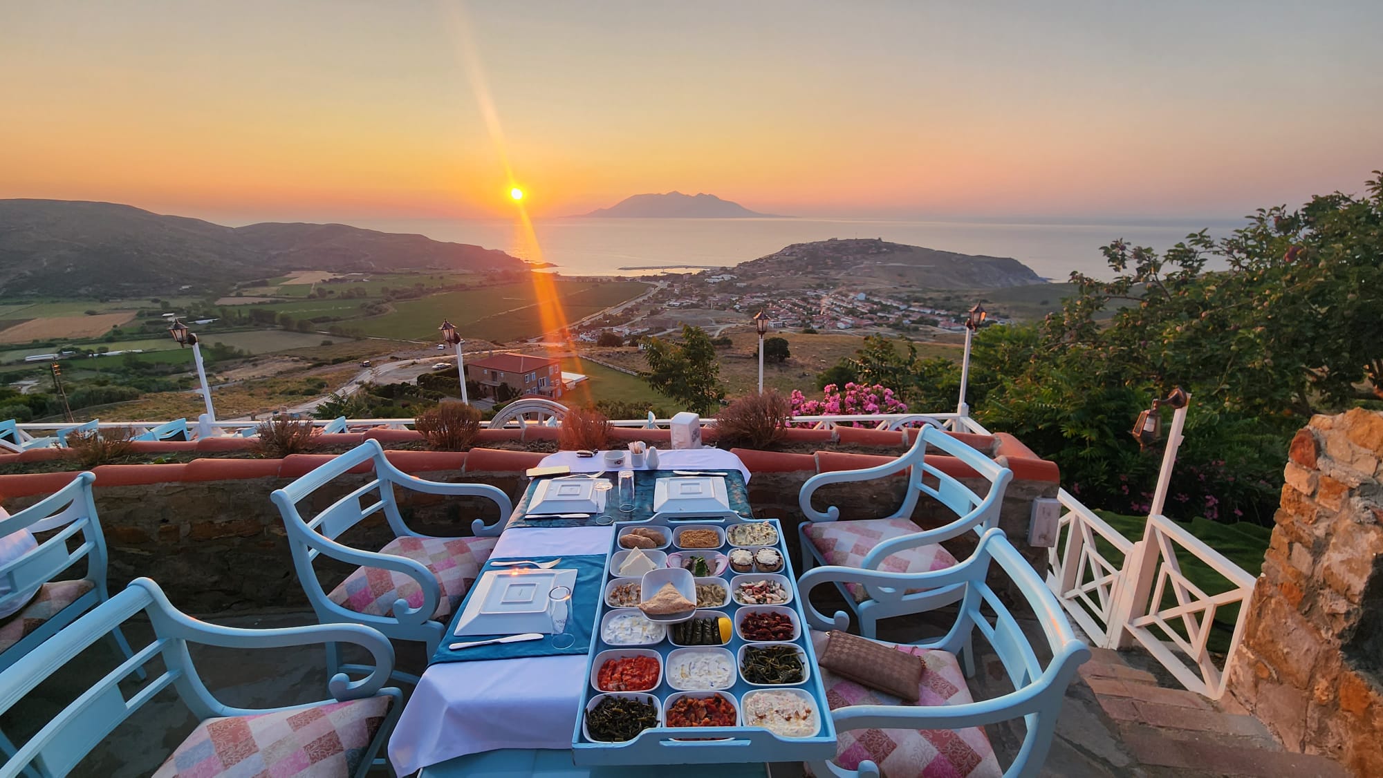 PARK İMBROS HOTEL & RESTAURANT