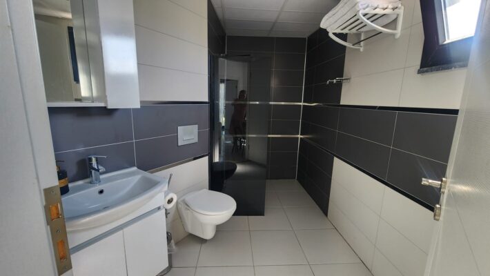 WhatsApp Image 2025-09-26 at 20.04.42