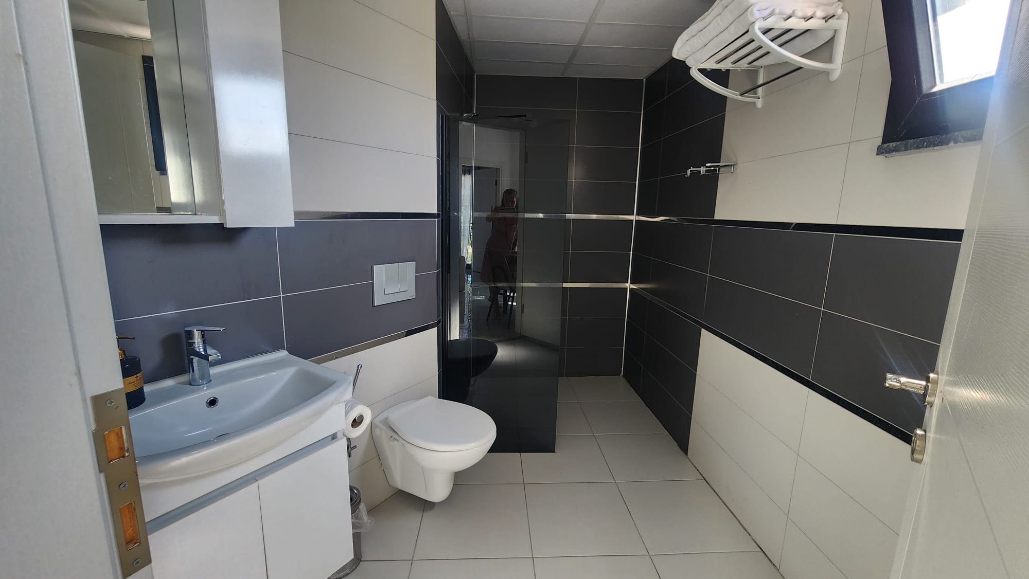 WhatsApp Image 2025-09-26 at 20.04.42