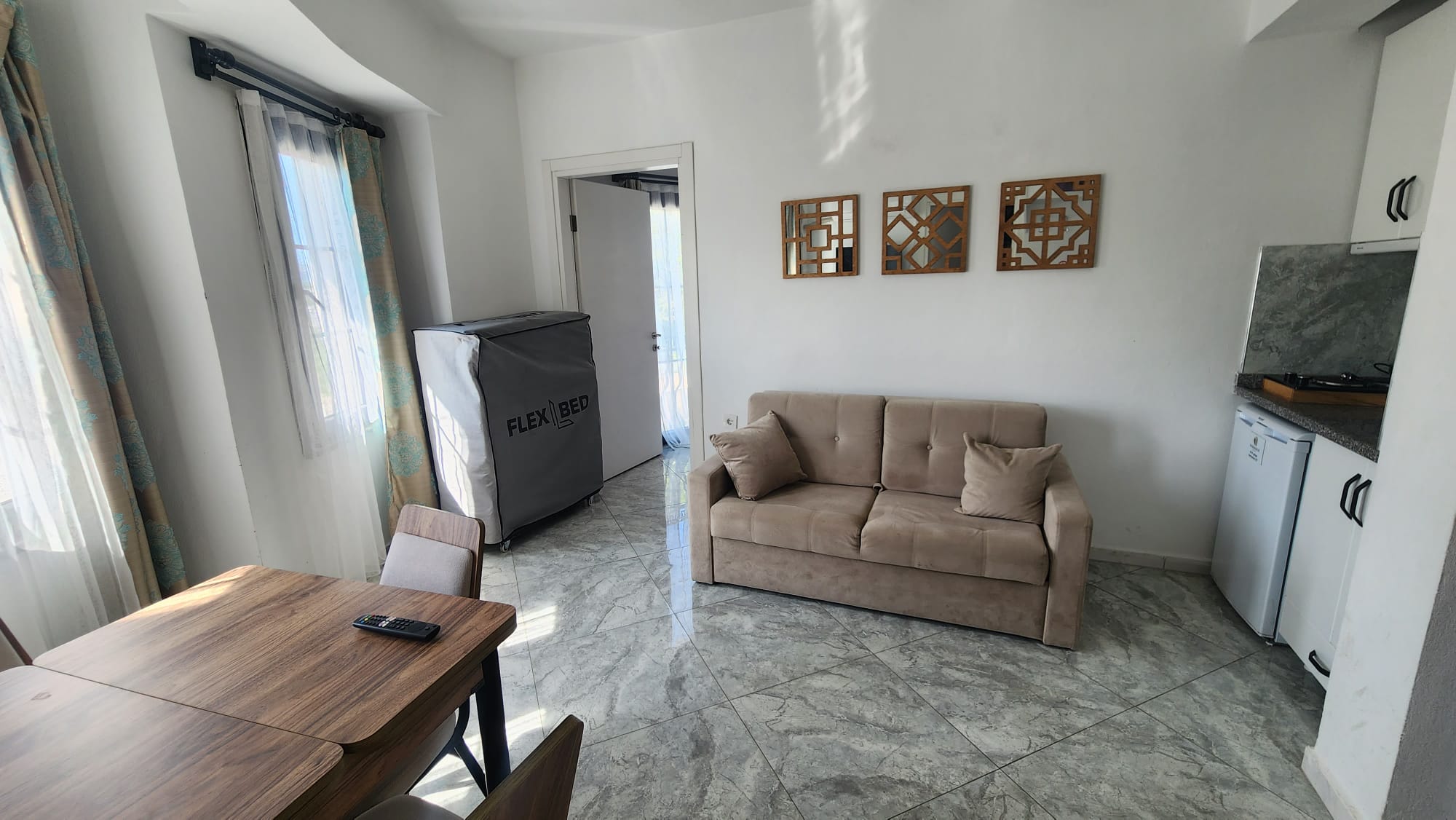 WhatsApp Image 2025-09-26 at 20.04.47 (1)