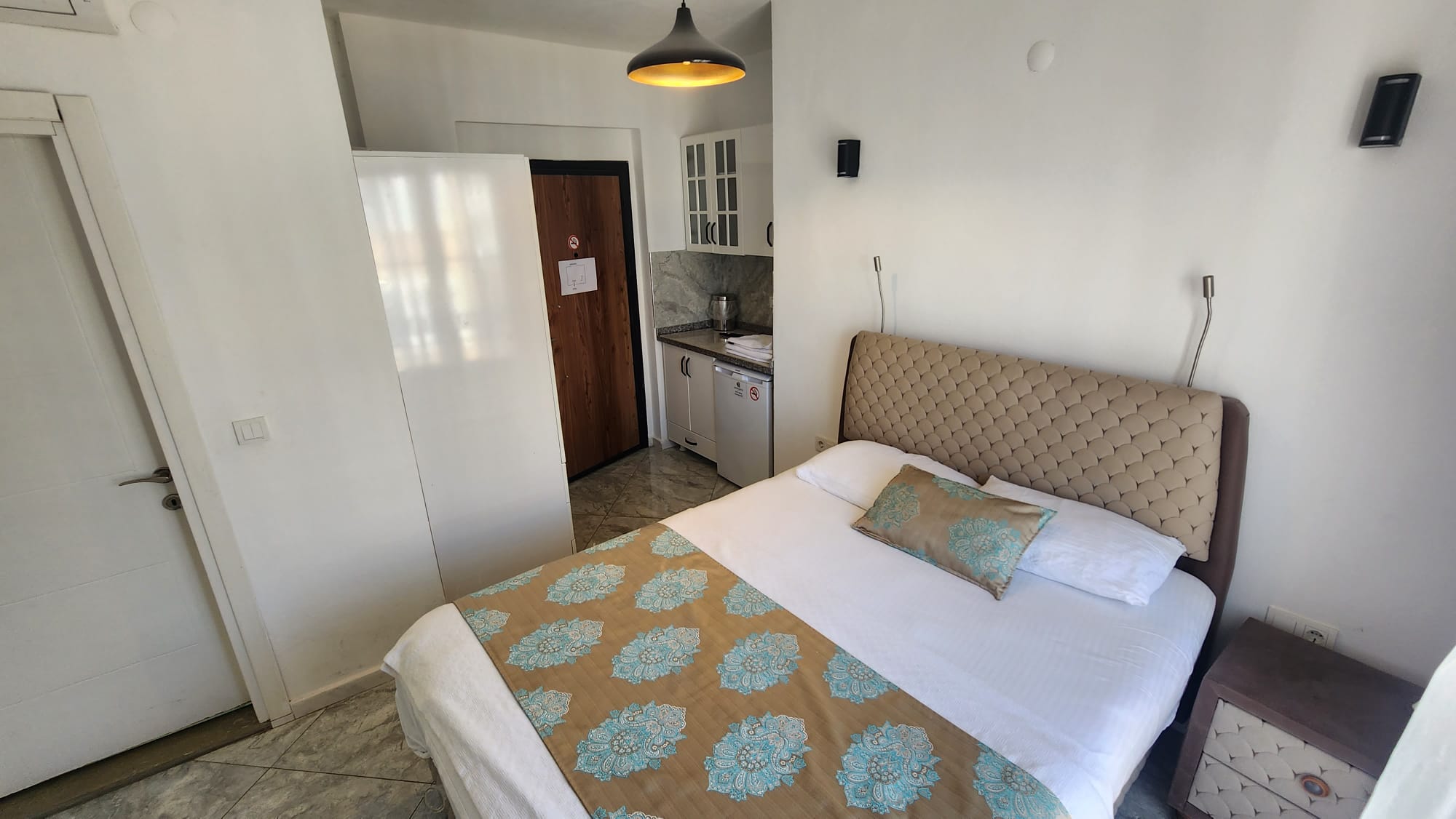 WhatsApp Image 2025-09-26 at 20.04.47 (2)