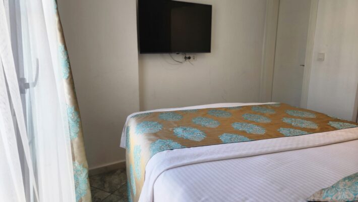 WhatsApp Image 2025-09-26 at 20.04.48 (1)