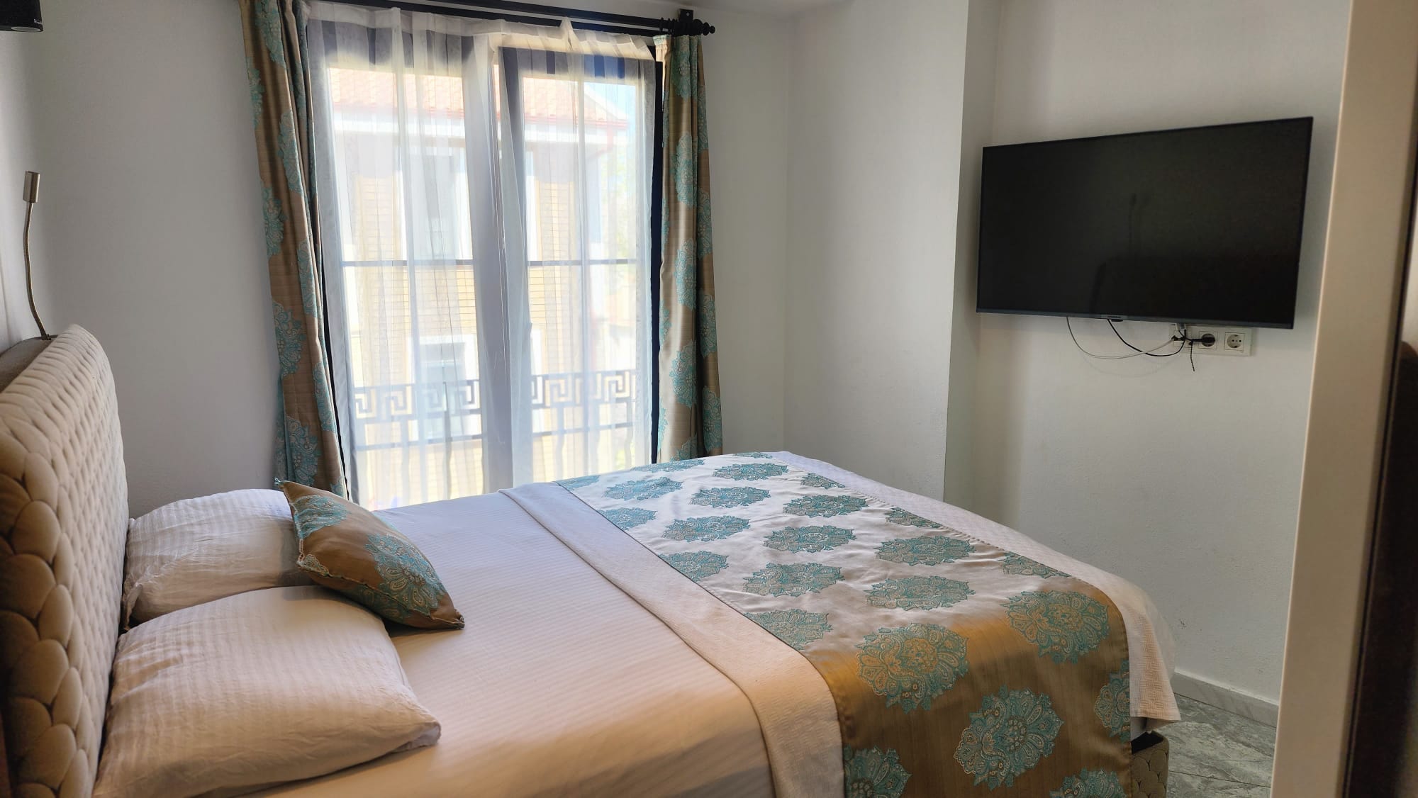 WhatsApp Image 2025-09-26 at 20.04.49 (2)